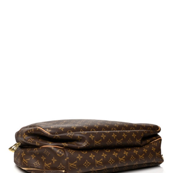 LOUIS VUITTON
Monogram Alize 24 Heures Luggage - Picture 9 of 12